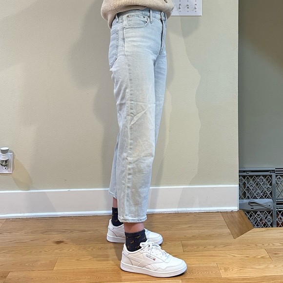 J. Crew Light wash cropped Jeans Size 27 - Picture 5 of 5